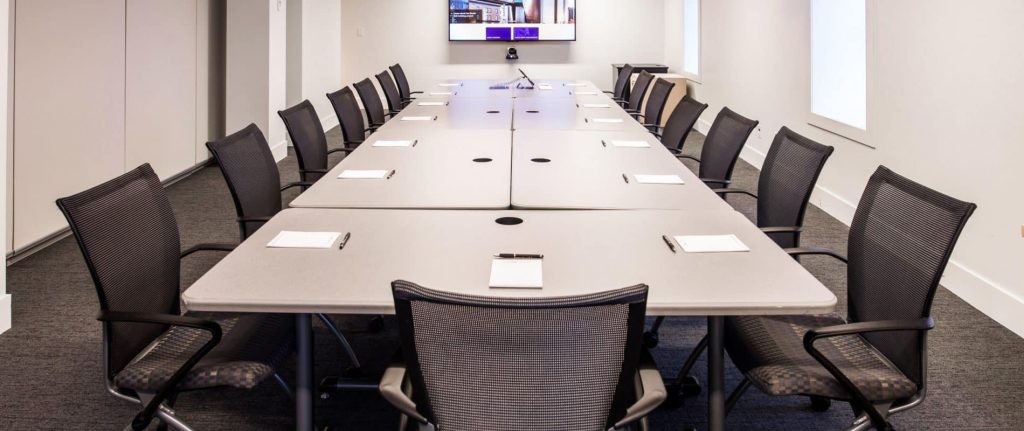 How Do You Benefit from a Shared Office Space? 2 Meet