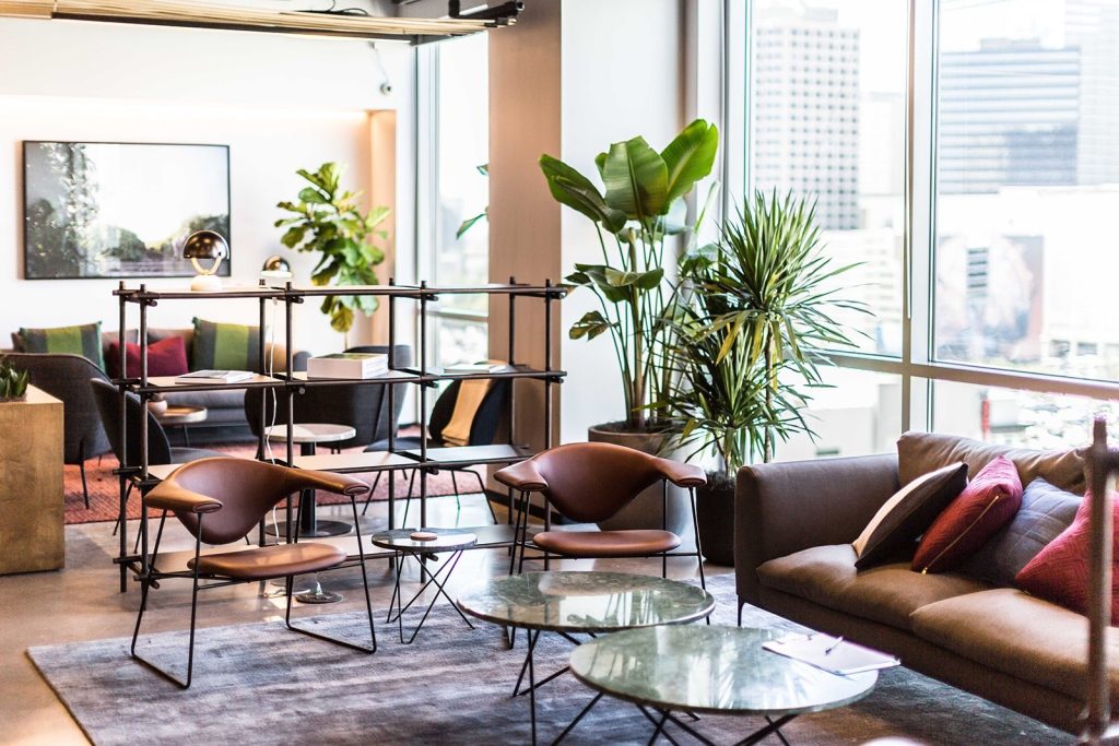 Who Rents Office & Coworking Spaces? 4 Coworking Space